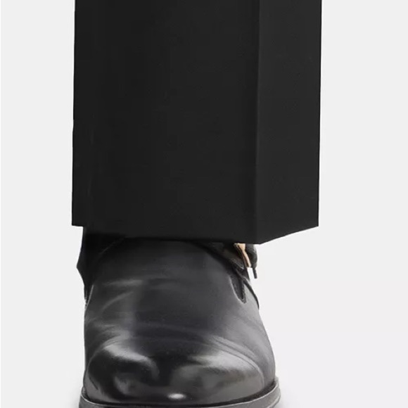 Lauren Ralph Lauren Mens 35x30L
Men's UltraFlex Classic Black Wool Pants NWT - Picture 8 of 8